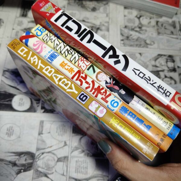 Pack 4 mangás em japonês sortidos (Festival de Importados #9)
