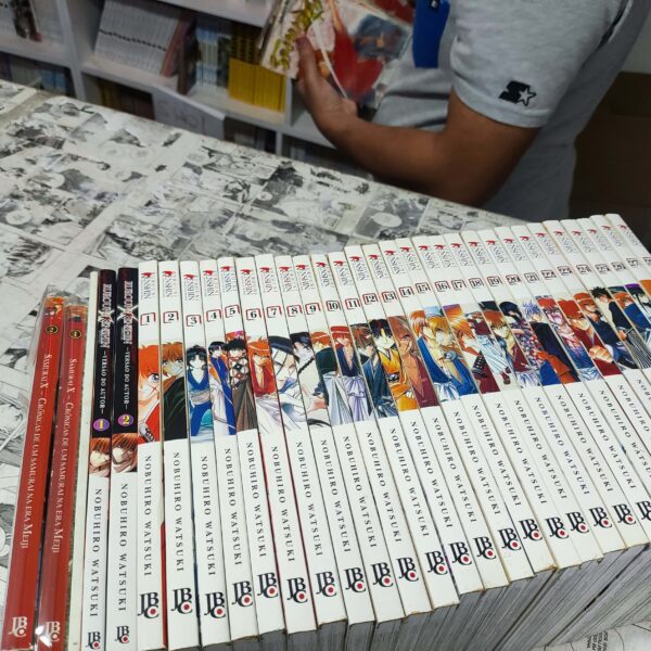 Rurouni Kenshin - Completo + A Sakabatou de Yahiko + Versão do Autor + Crônicas de um Samurai na Era Meiji + Kenshin Kaden (Lote #297)