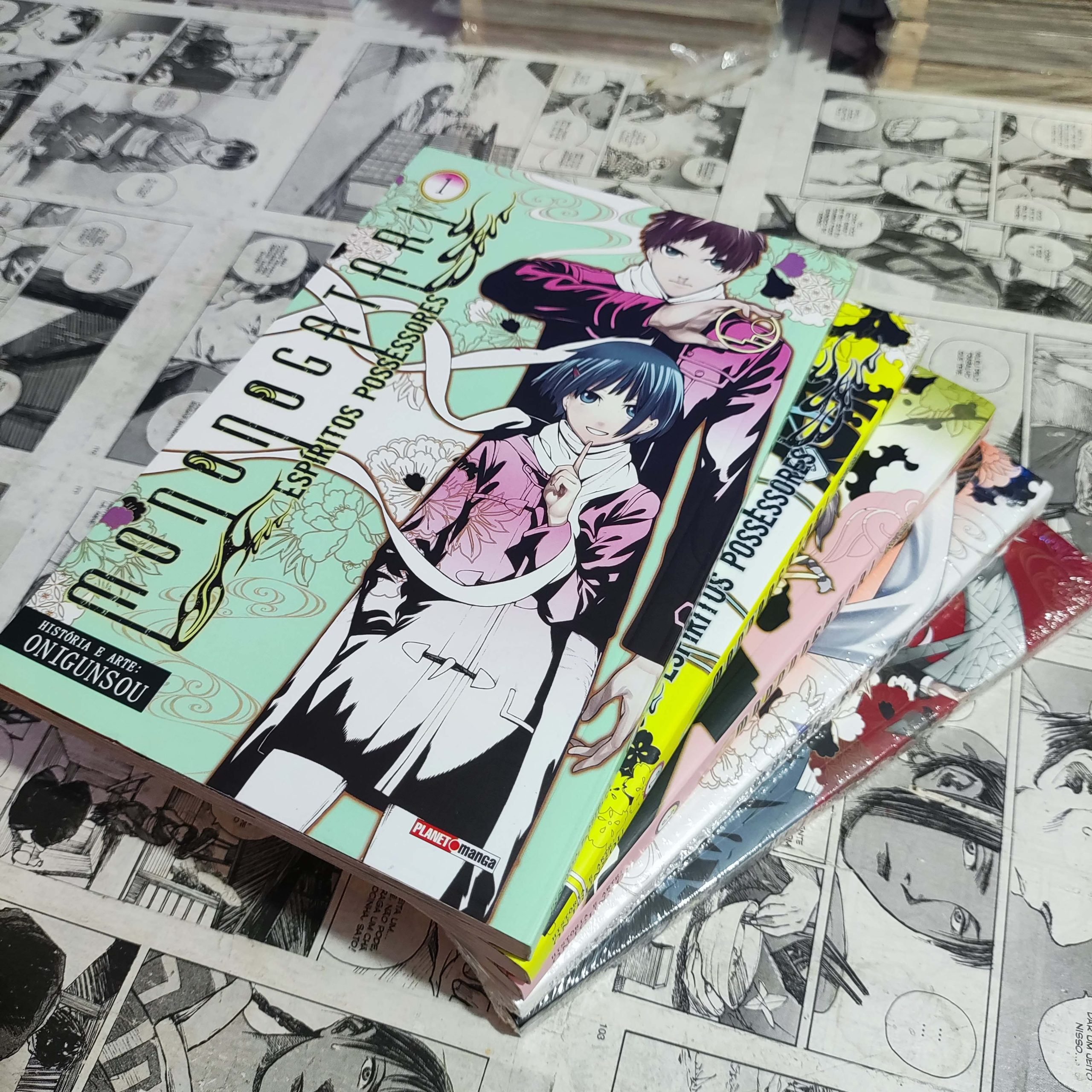 Mononogatari - Vol.1 ao 5 - c/marcador (Lote #314)