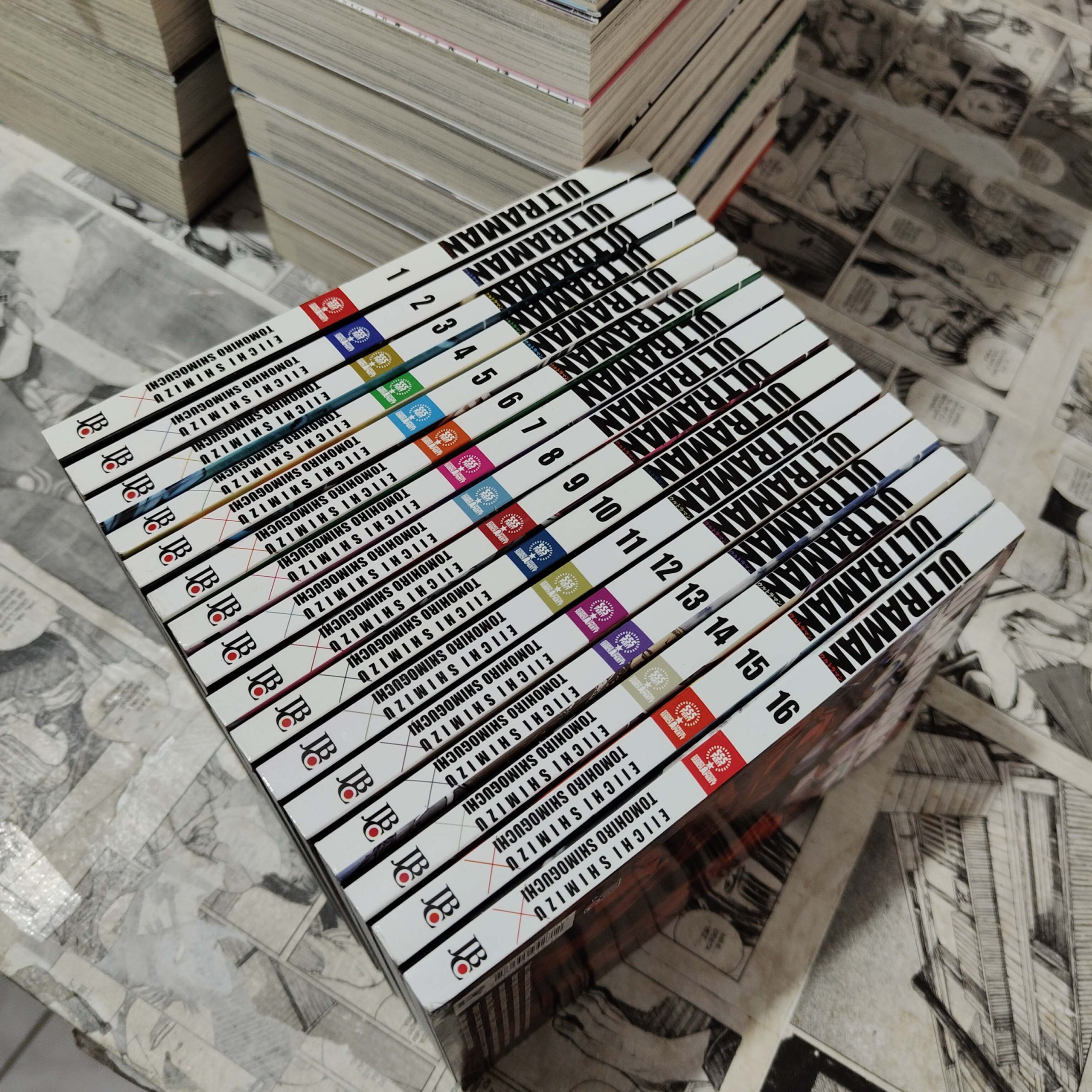 Ultraman - Vol.1 ao 16 (Lote #315)